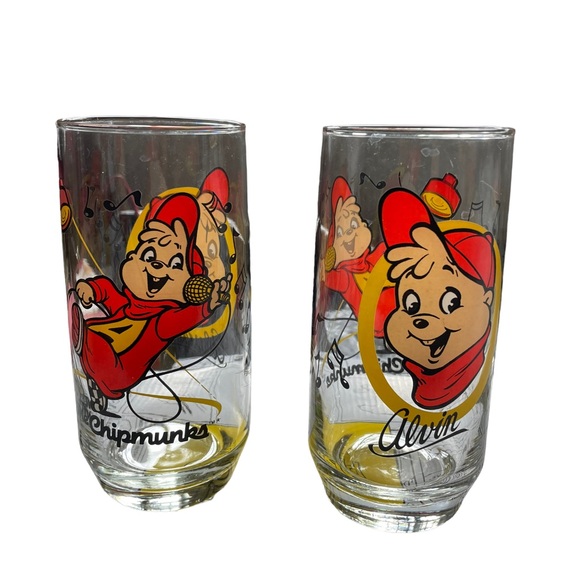 Set of 2 vintage 1985 Alvin and the chipmunks glasses - Picture 1 of 4